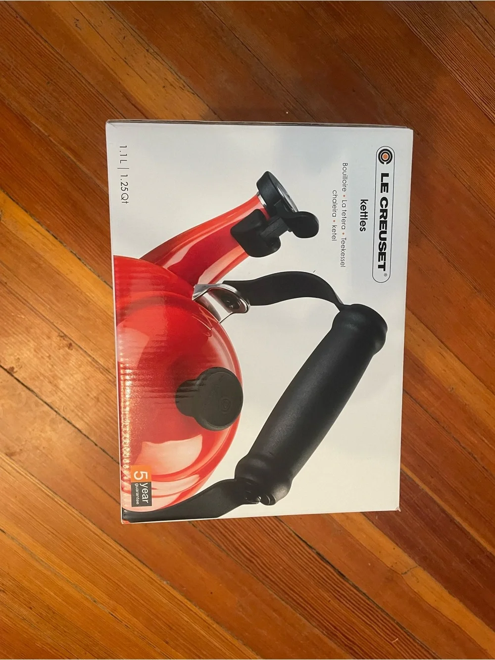 Le Creuset Cerise Enamel Whistling Kettle with Black Handle 1.25 qt- brand new